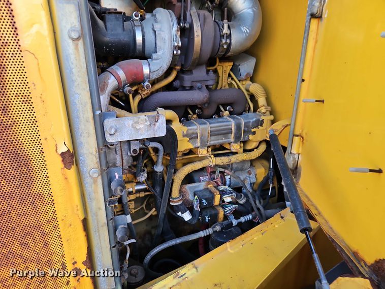 image for item EO4803 2014 John Deere 444K wheel loader