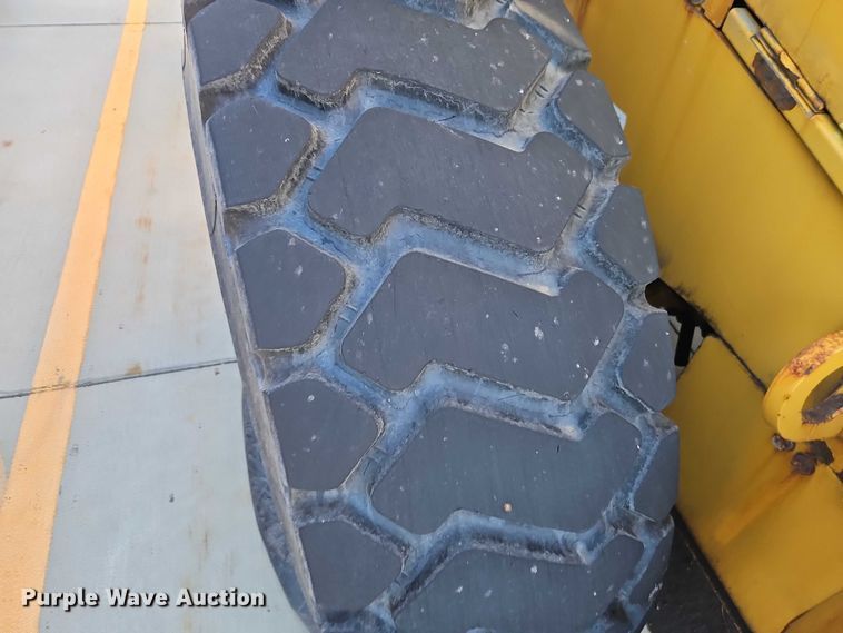 image for item EO4803 2014 John Deere 444K wheel loader