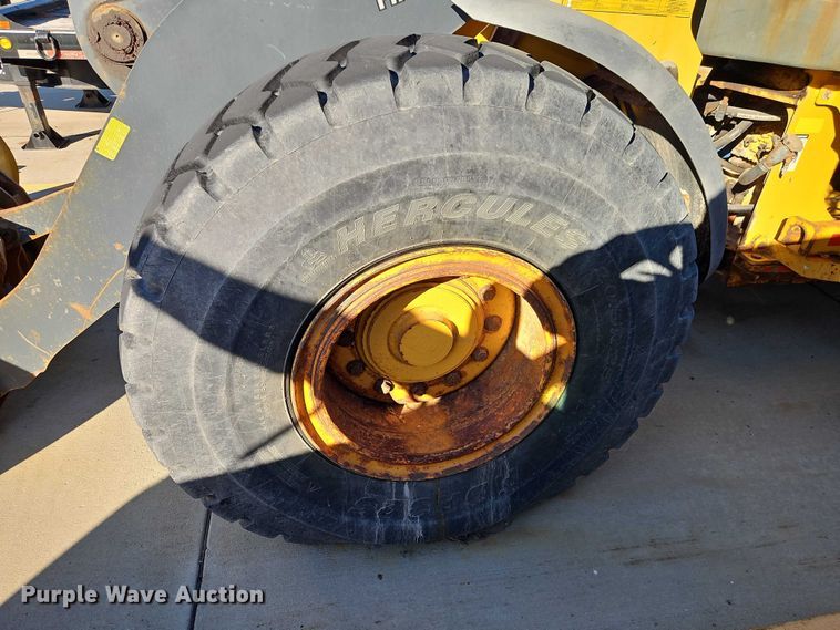 image for item EO4803 2014 John Deere 444K wheel loader