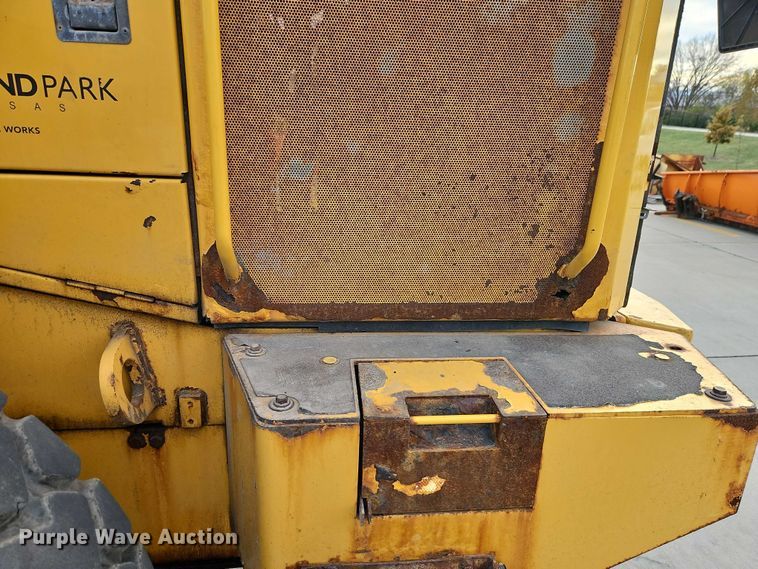 image for item EO4804 John Deere 444K wheel loader