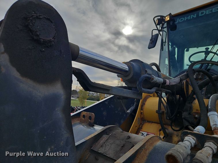 image for item EO4804 John Deere 444K wheel loader