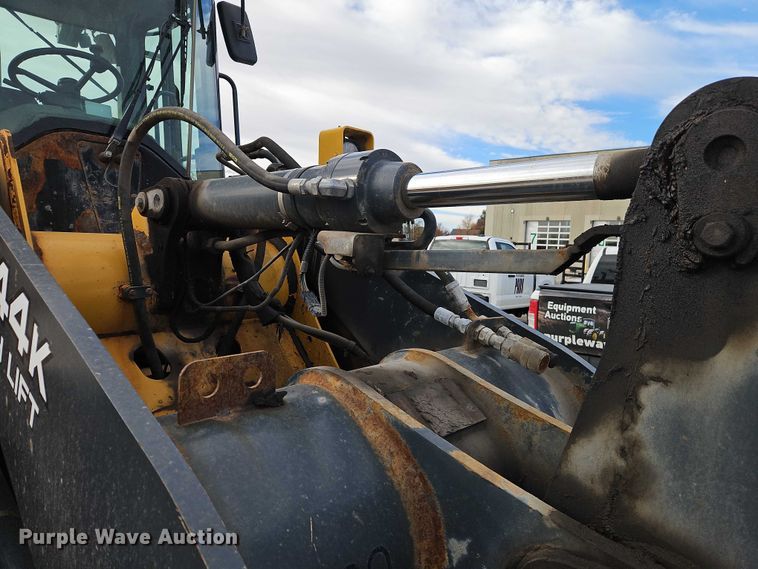 image for item EO4804 John Deere 444K wheel loader