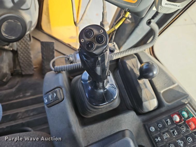 image for item EO4804 John Deere 444K wheel loader