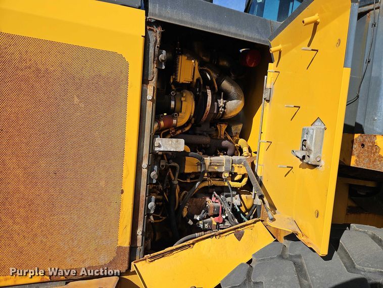 image for item EO4804 John Deere 444K wheel loader