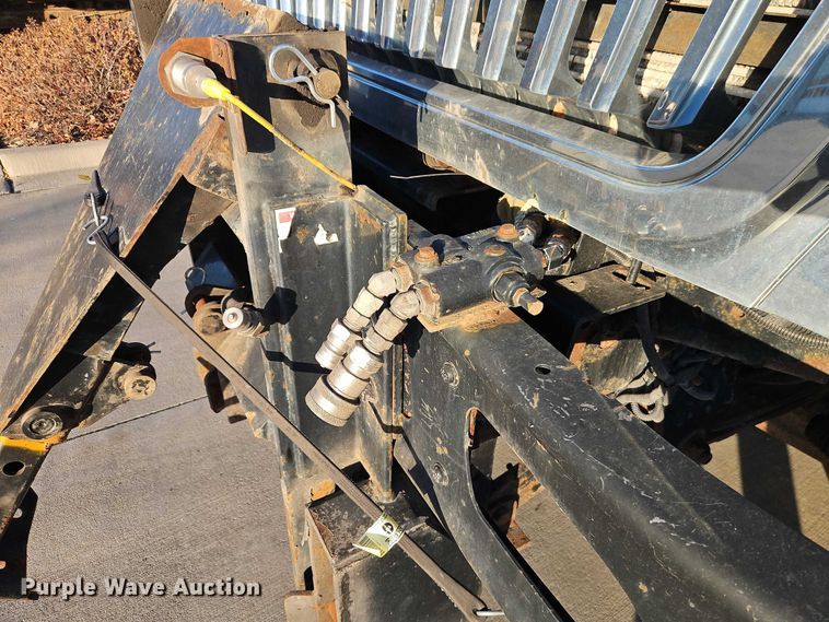 image for item EO4805 2009 International 7400 dump truck