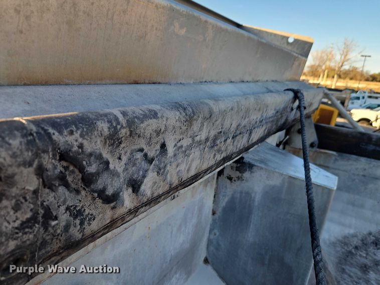 image for item EO4805 2009 International 7400 dump truck