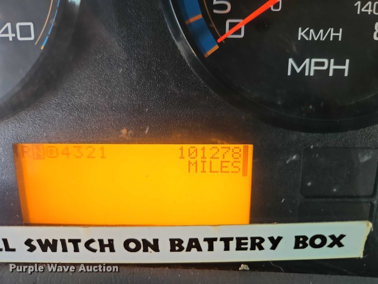 image for item EO4805 2009 International 7400 dump truck