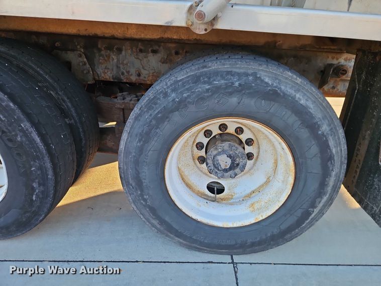 image for item EO4805 2009 International 7400 dump truck