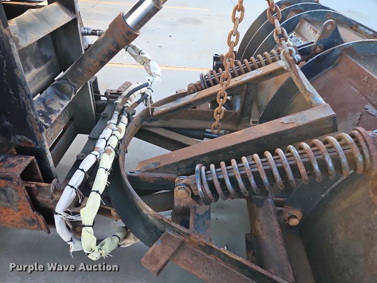 image for item EO4806 2006 International 7400 dump truck