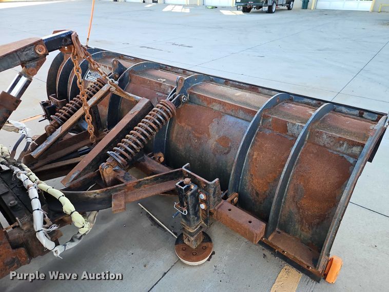 image for item EO4806 2006 International 7400 dump truck