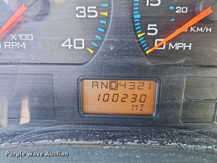 image for item EO4806 2006 International 7400 dump truck