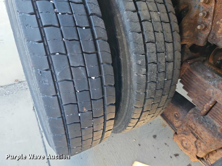 image for item EO4806 2006 International 7400 dump truck