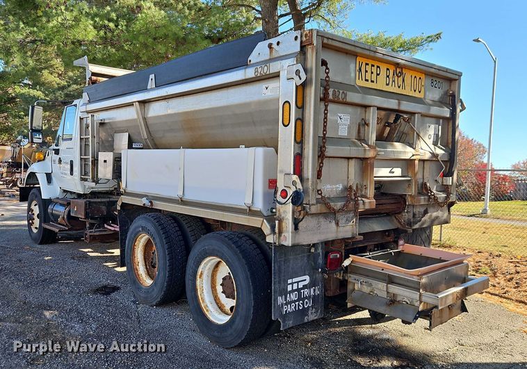 image for item EO4807 2006 International 7400 dump truck