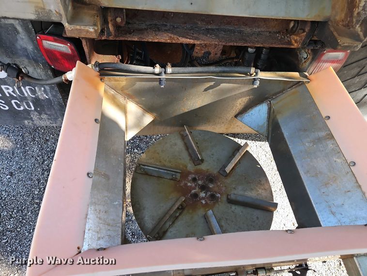 image for item EO4807 2006 International 7400 dump truck