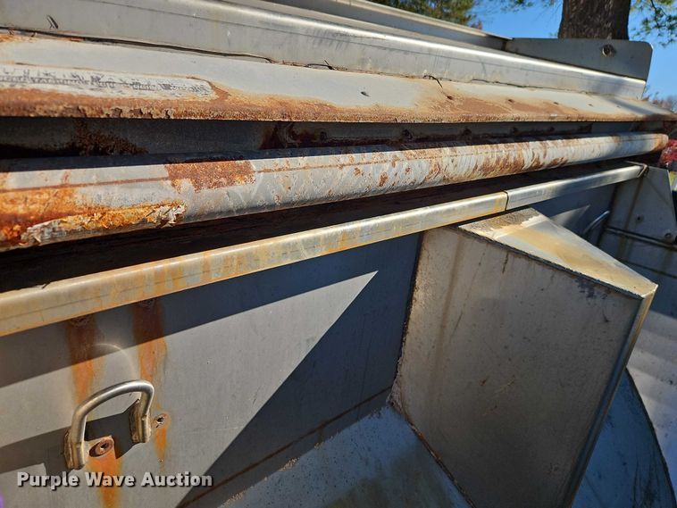 image for item EO4807 2006 International 7400 dump truck