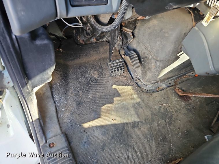 image for item EO4807 2006 International 7400 dump truck