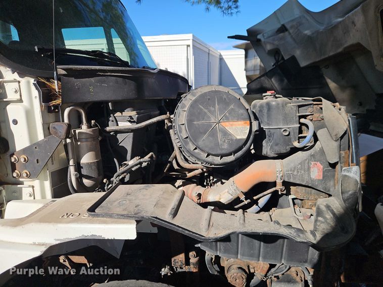 image for item EO4807 2006 International 7400 dump truck