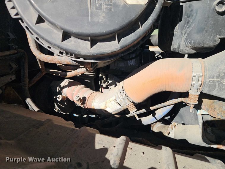 image for item EO4807 2006 International 7400 dump truck