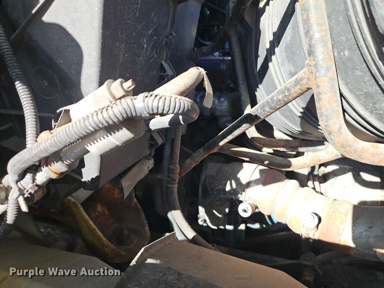 image for item EO4807 2006 International 7400 dump truck