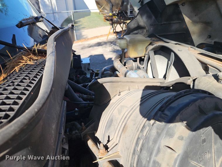 image for item EO4807 2006 International 7400 dump truck