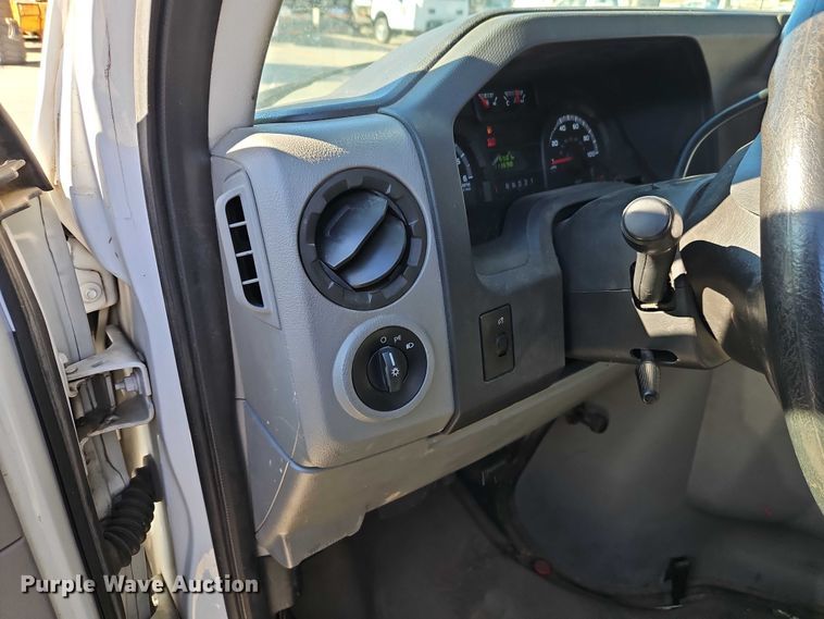 image for item EO4808 2012 Ford E350 Super Duty van with bucket lift