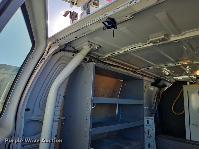 image for item EO4808 2012 Ford E350 Super Duty van with bucket lift