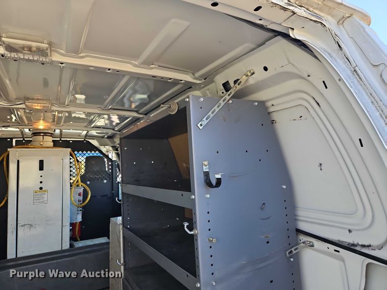 image for item EO4808 2012 Ford E350 Super Duty van with bucket lift