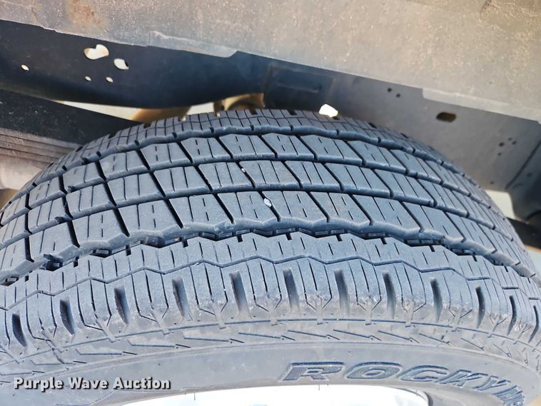 image for item EO4808 2012 Ford E350 Super Duty van with bucket lift