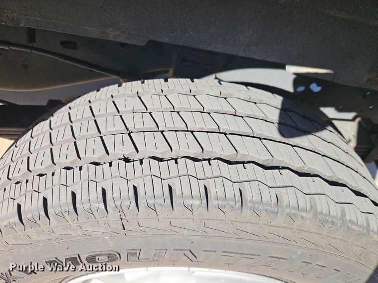 image for item EO4808 2012 Ford E350 Super Duty van with bucket lift