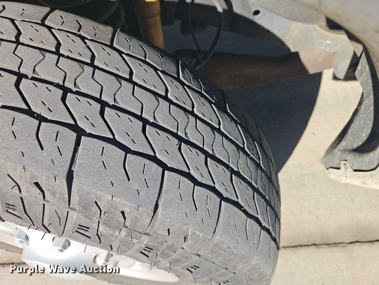 image for item EO4808 2012 Ford E350 Super Duty van with bucket lift