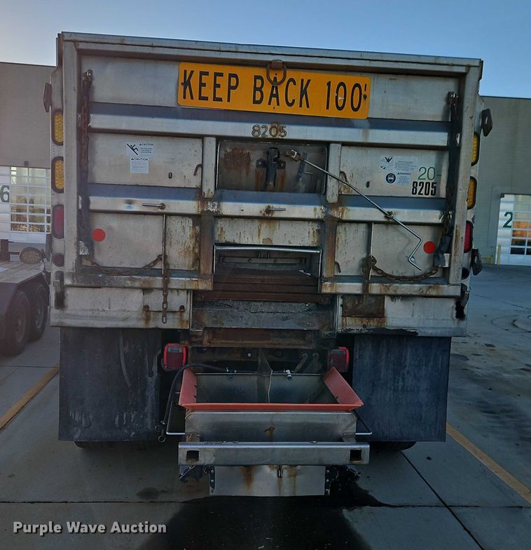 image for item EO4809 2007 International 7400 dump truck