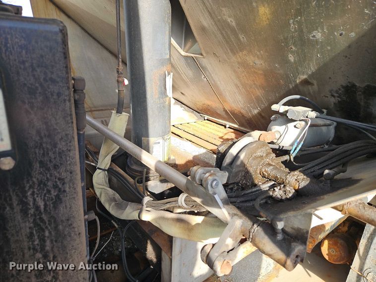 image for item EO4809 2007 International 7400 dump truck