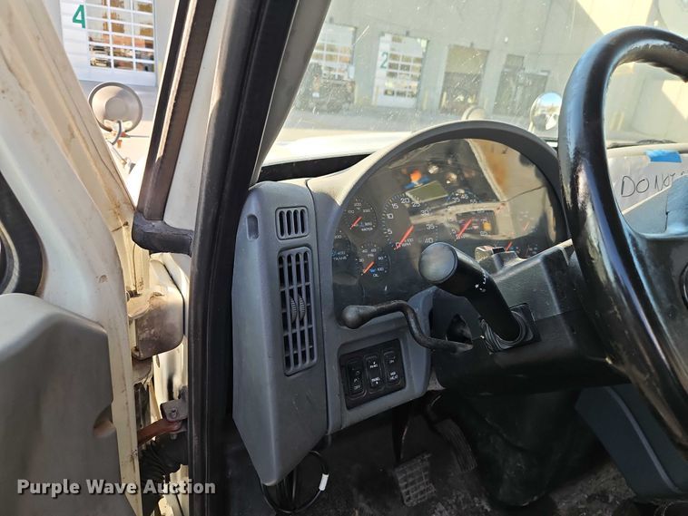 image for item EO4809 2007 International 7400 dump truck