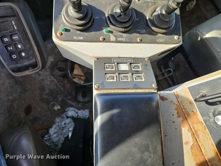 image for item EO4809 2007 International 7400 dump truck