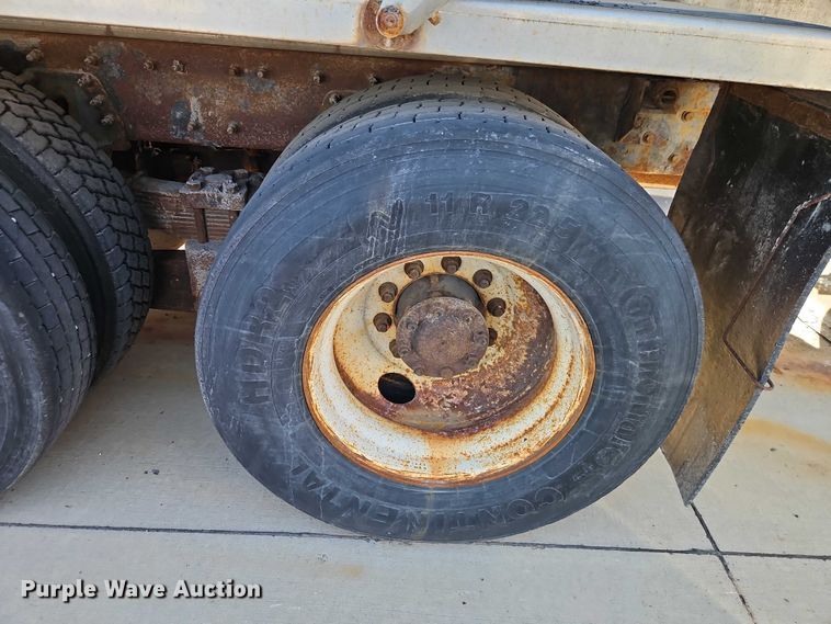 image for item EO4809 2007 International 7400 dump truck