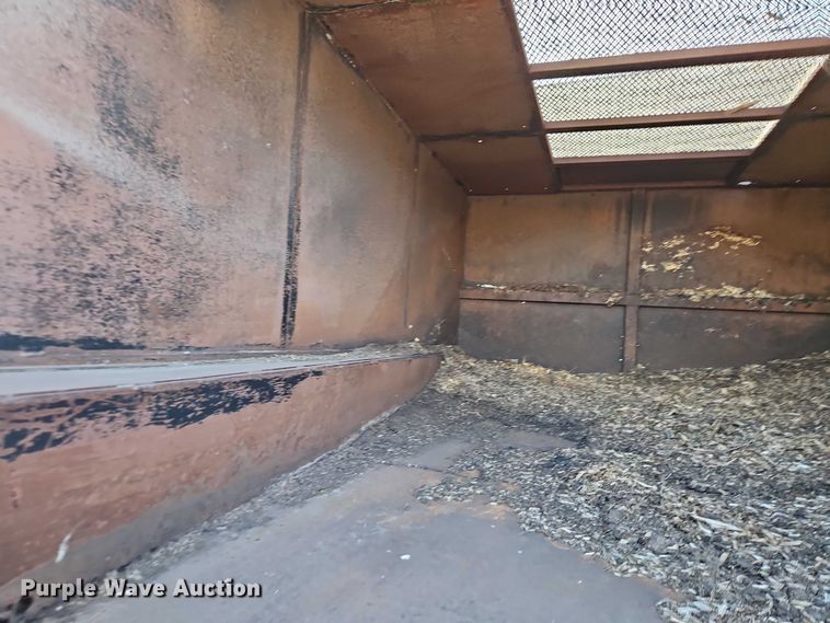 image for item EO4810 2000 Ford F450 Super Duty dump truck