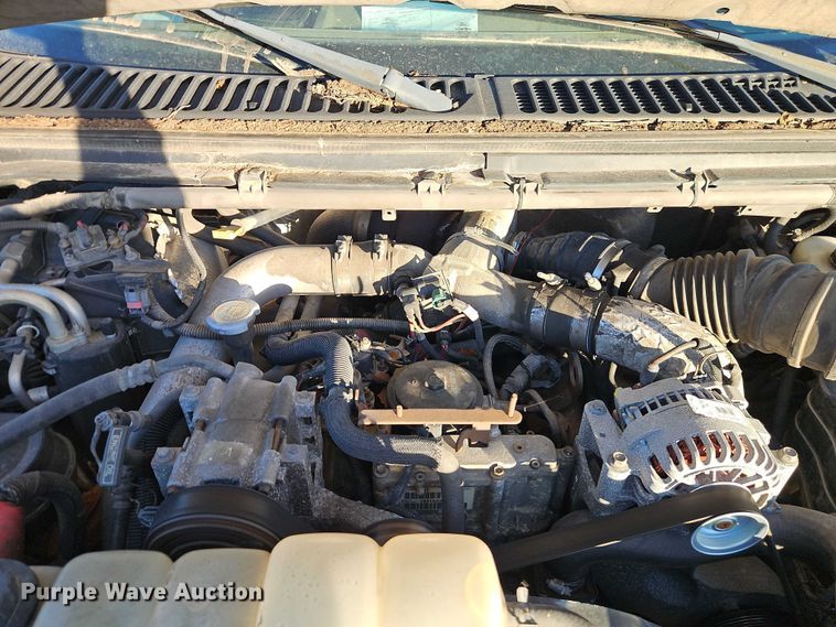 image for item EO4810 2000 Ford F450 Super Duty dump truck