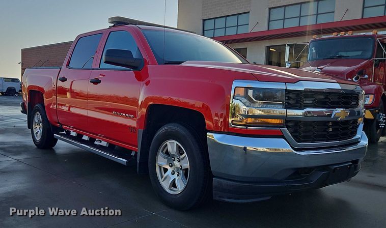 image for item EO4817 2016 Chevrolet Silverado 1500 Crew Cab pickup truck