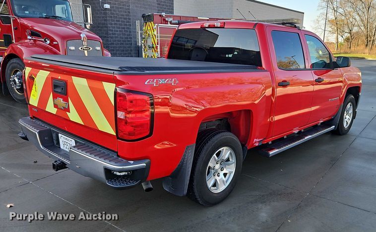 image for item EO4817 2016 Chevrolet Silverado 1500 Crew Cab pickup truck