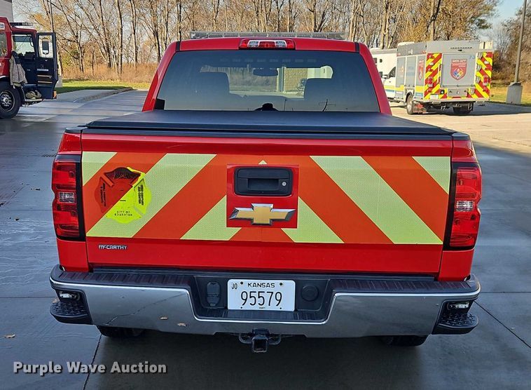 image for item EO4817 2016 Chevrolet Silverado 1500 Crew Cab pickup truck