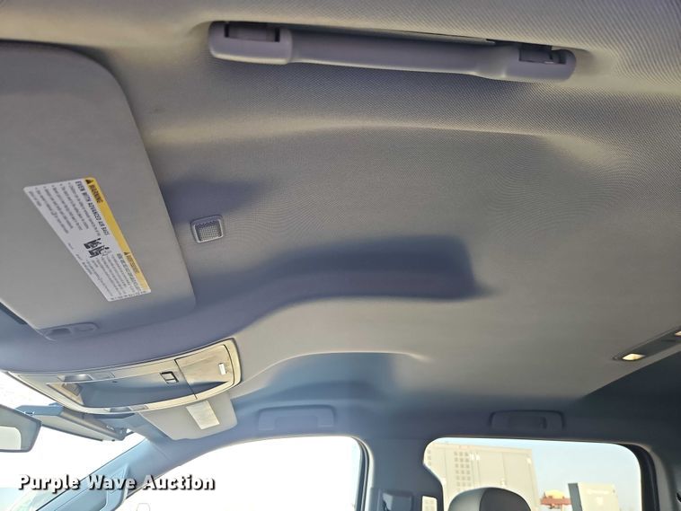 image for item EO4817 2016 Chevrolet Silverado 1500 Crew Cab pickup truck