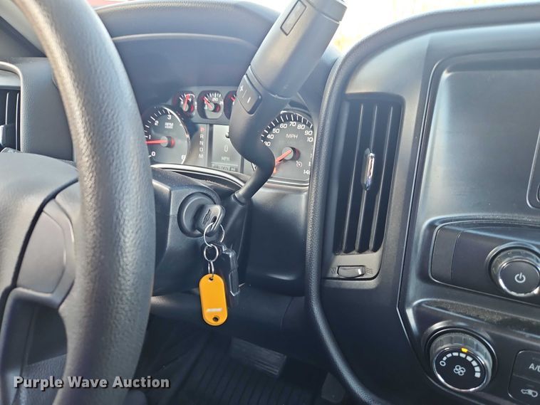 image for item EO4817 2016 Chevrolet Silverado 1500 Crew Cab pickup truck