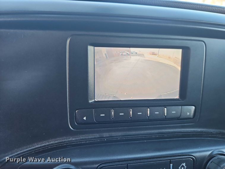 image for item EO4817 2016 Chevrolet Silverado 1500 Crew Cab pickup truck