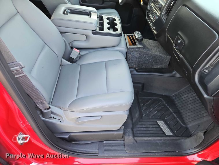 image for item EO4817 2016 Chevrolet Silverado 1500 Crew Cab pickup truck