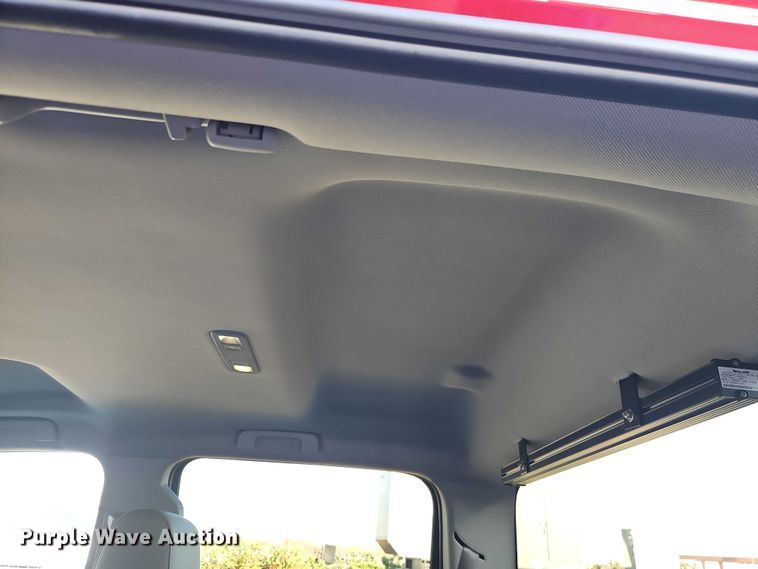 image for item EO4817 2016 Chevrolet Silverado 1500 Crew Cab pickup truck