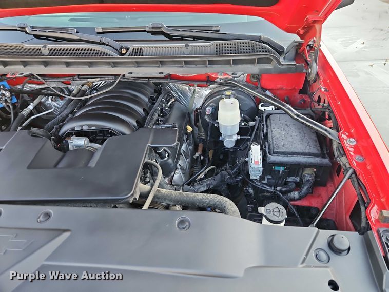 image for item EO4817 2016 Chevrolet Silverado 1500 Crew Cab pickup truck