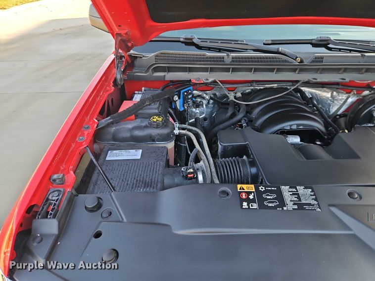 image for item EO4817 2016 Chevrolet Silverado 1500 Crew Cab pickup truck