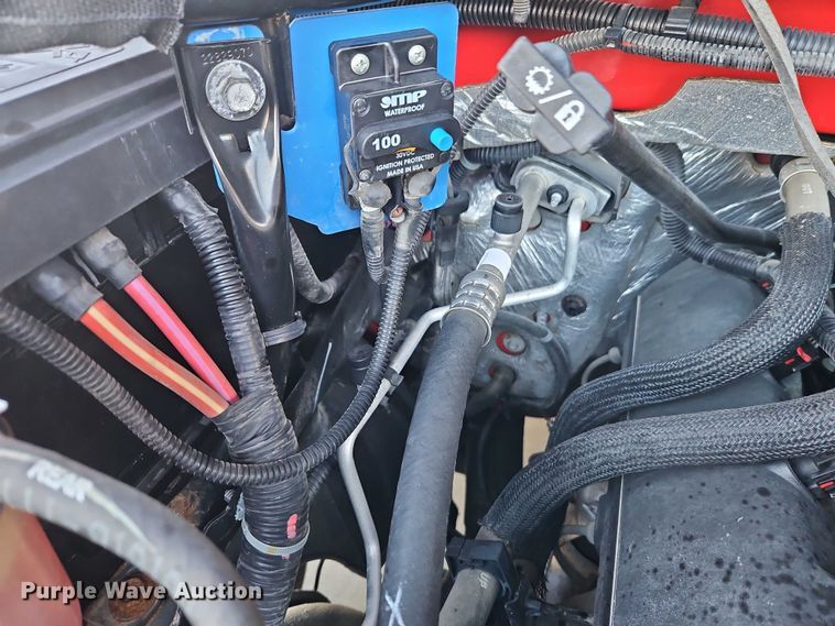 image for item EO4817 2016 Chevrolet Silverado 1500 Crew Cab pickup truck