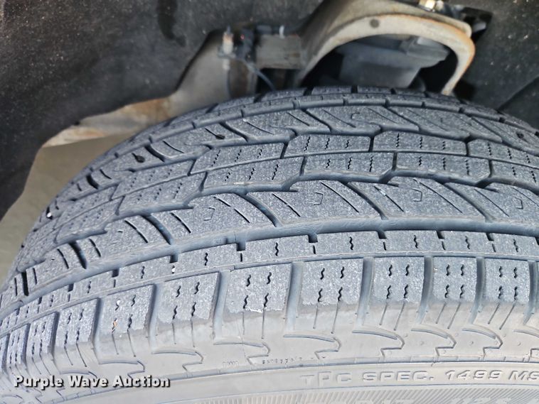 image for item EO4817 2016 Chevrolet Silverado 1500 Crew Cab pickup truck