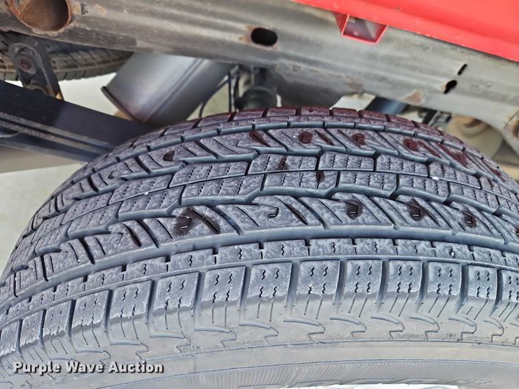 image for item EO4817 2016 Chevrolet Silverado 1500 Crew Cab pickup truck